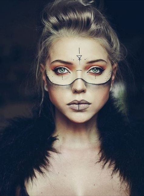 Viking Makeup, Fantasy Make-up, Halloweenský Makeup, Halloween Make-up Looks, Witch Makeup, Sugar Skull Makeup, Smink Inspiration, Halloween Makeup Looks, Halloween Make Up