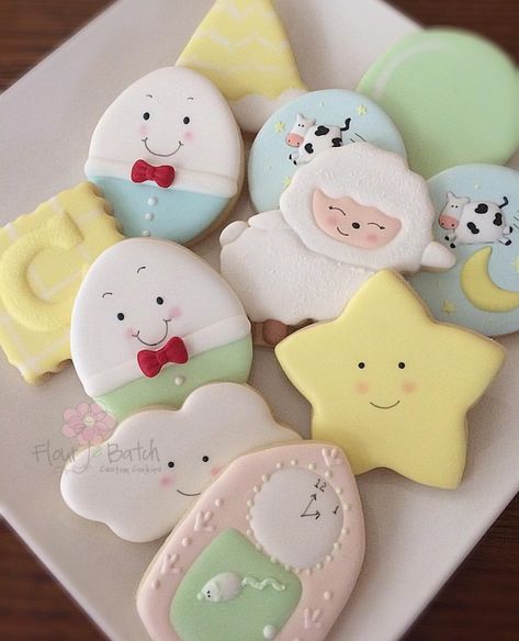 Goose Party, Nursery Rhyme Party, Nursery Rhyme Theme, Gingerbread Art, Decorator Frosting, Theme Cookies, Baby Shower Theme Decorations, Kid Birthday, Baby Shower Cookies