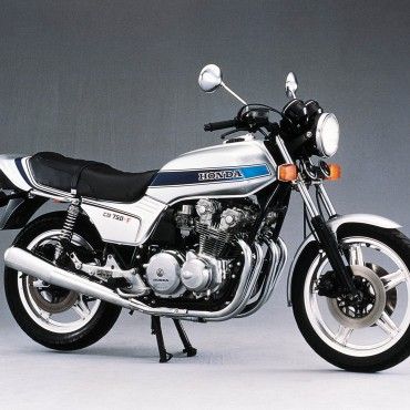 Classic Honda Motorcycles, Vintage Honda Motorcycles, Honda 750, Best Motorbike, Motos Honda, Japanese Motorcycle, Honda Bikes, Cb 750, Honda Motors