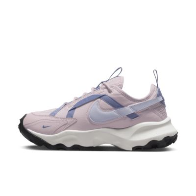 Best Gym Shoes, Nike Shoes Women Fashion, Nike Fashion Sneakers, Nike Shoes Girls, Nike Fashion Shoes, Nike Sneakers Women, Sneakers Mode, Gym Shoes, Nike Shoes Women