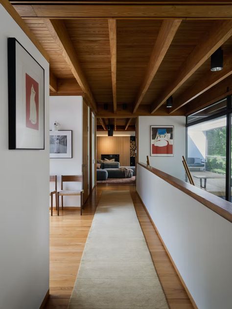 Midcentury Architecture, Mid Century Architecture, Modern Style Homes, Scandinavian Minimalism, Japanese Interior, Forest House, Commercial Interior Design, Mid Century House, Residential Design