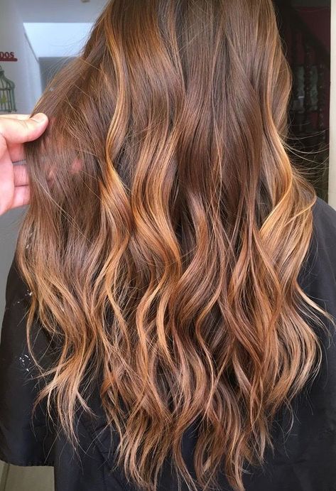 Golden Copper Blonde Balayage, Light Golden Brown Hair Balayage, Copper Light Brown Balayage, Ash Brown And Copper Hair, Red With Golden Highlights, Red Light Brown Balayage, Cinnamon Partial Balayage, Golden Brown Hair With Red Highlights, Light Brown And Caramel Balayage