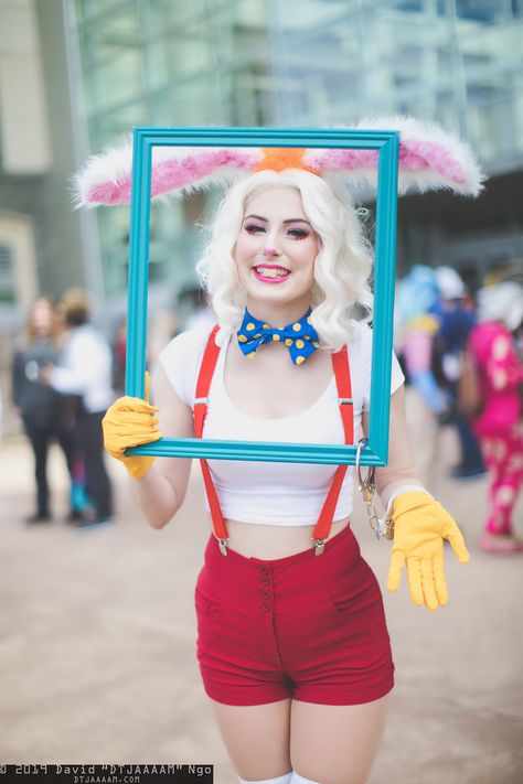 Roger Rabbit (Who Framed Roger Rabbit) #cosplay | #DTJAAAAM | KatsuCon 2019 Female Roger Rabbit Costume, Roger Rabbit Cosplay, Who Framed Roger Rabbit Costume, Roger Rabbit Genderbend, Campsite Halloween, Roger Rabbit Costume, Lesbian Halloween, Jessica Rabbit Costume, Rabbit Cosplay