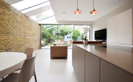 Side Return Extensions | IQ Glass Modern Kitchen Extensions, Side Return Extension, Kitchen Diner Extension, Room Extensions, London Kitchen, Attic Apartment, London House, Victorian Terrace, Contemporary Dining Room