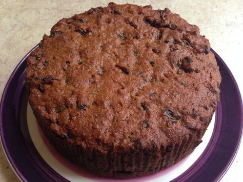 Very tasty Norfolk fruit cake with ginger. Pineapple Fruit Cake, Moist Fruit Cake Recipe, Jul Kaka, Fruit Cake Recipe Easy, Light Fruit Cake, Boiled Fruit Cake, Fruit Cake Recipe, Ireland Food, Mary Berry Recipe