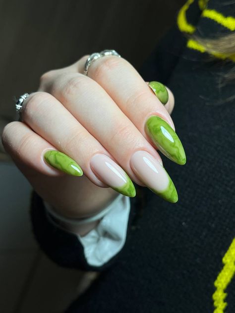 Lime Nails, Lime Green Nails, Minimal Nails Art, Green Nail Art, Latest Nail Trends, Galaxy Nails, Minimal Nails, Chic Nails, Dope Nails