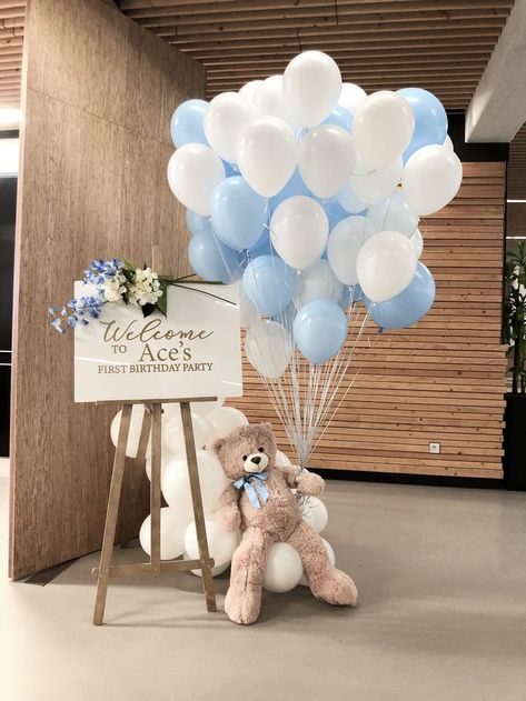 Baby Shower Teddy Bear, Perlengkapan Bayi Diy, Theme Bapteme, Boy Baby Shower Centerpieces, Baby Boy Decorations, Bear Baby Shower Theme, Idee Babyshower, Baby Shower Theme Decorations, Baby Shower Deco