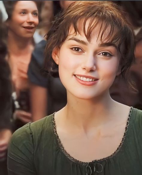 Keira Knightley Pride And Prejudice, Darcy And Elizabeth, Elizabeth Swann, Pride And Prejudice 2005, Keira Knightly, Keira Knightley, Animation Design, Pride And Prejudice, Drawing Poses