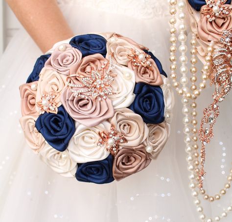 Bouquet Navy Blue, Rose Gold Bouquet, Prom Attire, Navy Blue And Gold Wedding, Gold Bouquet, Jeweled Bouquet, Sasha Obama, Unique Wedding Receptions, Random Products