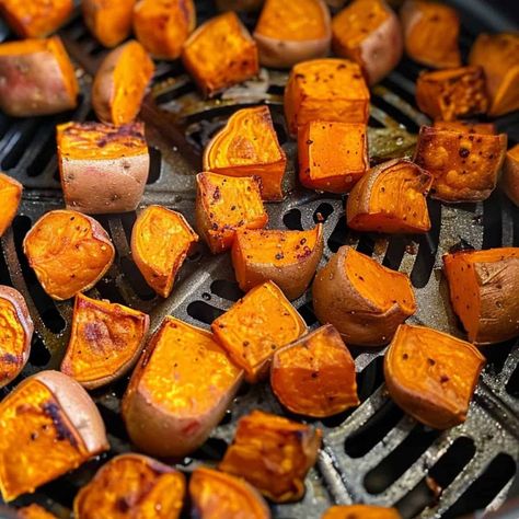 Frozen Sweet Potato Fries, Freeze Sweet Potatoes, Potato Crisps, Roasted Root Vegetables, Free Snacks, Baked Sweet Potato, Mashed Cauliflower, Frozen Veggies, Favorite Side Dish