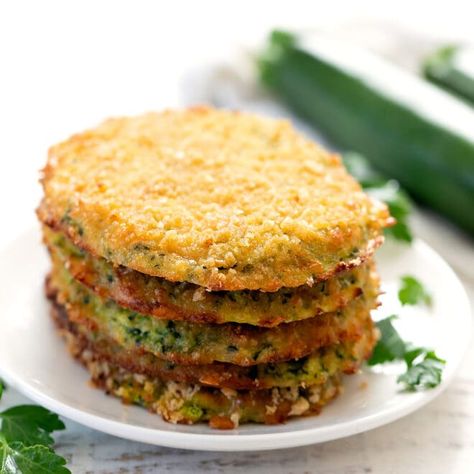 Zucchini Hash Browns - Kirbie's Cravings Zucchini Hashbrowns, Keto Breadsticks, Zucchini Side Dishes, Keto Veggies, Summer Squash Recipes, Keto Sides, Carb Alternatives, Keto Side, Zucchini Fritters