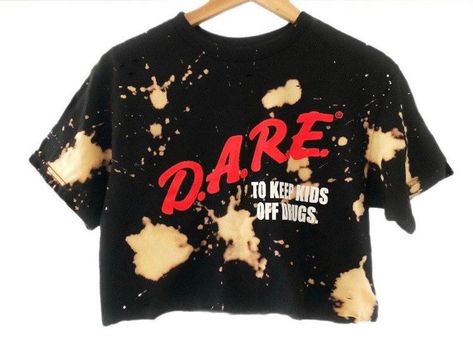 Dare Shirt, Dope Tees, Vintage Crop Tops, Gothic Outfits, Long Sleeve Crop Top, Mtv, A R, Really Cool Stuff, Graphic Sweatshirt