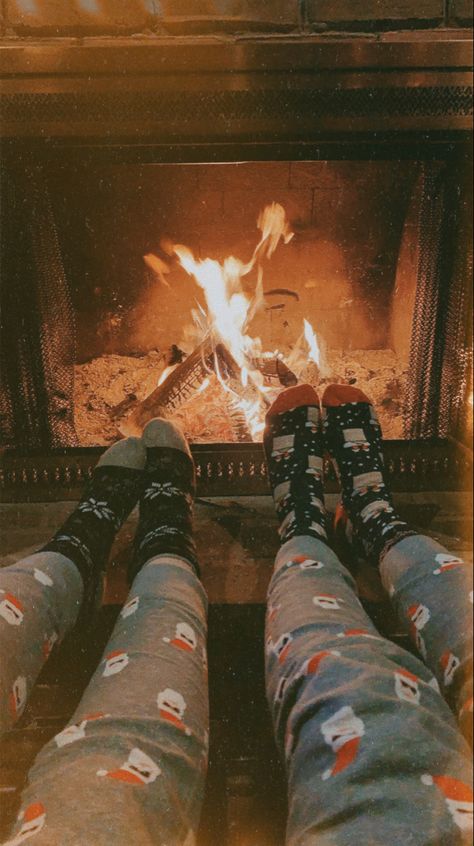 winters at the cottage > #winter #Christmas #fire #fireplace #cozy #holidays #tistheseason #aesthetic #coupleschristmas #matchingpajamas Snow Cabin Romantic Cozy Winter, Fireplace Winter Aesthetic, Christmas Fire Aesthetic, Fireplace Christmas Aesthetic, Christmas Holidays Aesthetic, Christmas Activity Aesthetic, Christmas Aesthetic Cozy Couple, Cozy Christmas With Friends, Happy Winter Aesthetic