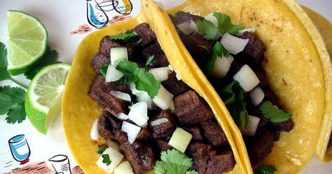 The first time I tried lengua I was at an East Dallas taqueria with my uncle. I must've been around ten years old. He handed me a "beef" ta... Mexican Pork Carnitas, Tongue Tacos, Cow Tongue, Flank Steak Tacos, Carne Asada Recipes, Mexican Pork, Carnitas Recipe, Taco Recipe, Pork Carnitas