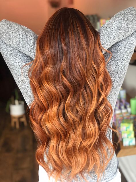 Brown Ginger Ombre Hair, Brunette To Ginger Ombre, Copper Orange Balayage, Light Brown And Copper Hair, Balayage Orange Hair, Ginger Baylage Hair, Bright Copper Balayage, Red Hair With Orange Highlights, Orange Hair Balayage