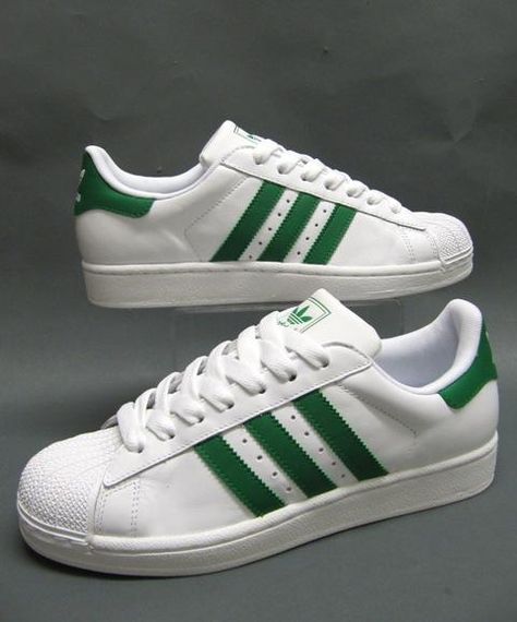 Adidas superstar Adidas Superstar Green, Adidas White Sneakers, Adidas Shoes Superstar, Men Tracksuit, Streetwear Shoes, Superstars Shoes, Shoe Wishlist, Vintage Sneakers, Adidas Originals Superstar