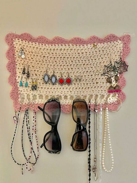 Hook Holder Crochet Pattern, Crochet Studio Craft Rooms, Crochet Gifts For Friends Patterns, Crochet Wall Holder, Crochet Makeup Organizer, Crochet Vender Display, Crochet Hanging Jewelry Holder, Crochet Sunglasses Holder Wall, Crochet Project Aesthetic