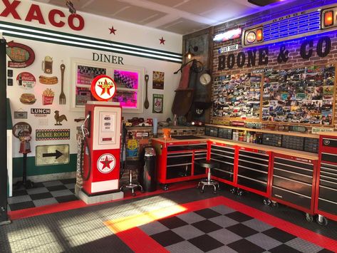 Vintage Garage Ideas, Vintage Car Garage, Colorado Cabin, Honeycomb Wallpaper, Garage Organizing, Garage Design Interior, Colorado Cabins, Old Gas Pumps, Cool Garages