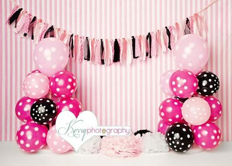 Kate Black Pink Balloons with Strips for Children Backdrop for Photography Designed by Kerry Anderson – Katebackdrop Minnie Mouse Birthday Theme, Photoshoot Background, Seamless Backdrop, Printed Backdrops, Pink Balloons, Fabric Backdrop, Minnie Mouse Birthday, Custom Backdrop, Fabric Craft