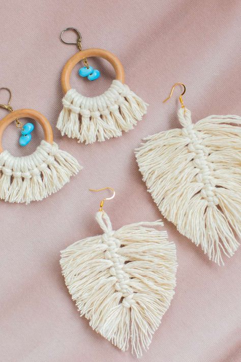 How to Make Macrame Earrings Two Ways Macrame Earrings Diy, Macrame Earrings Tutorial, Diy Macrame Earrings, Diy Earring Holder, Boho Jewelry Diy, Crochet Earrings Pattern, Feather Crafts, Macrame Patterns Tutorials, Earrings Diy