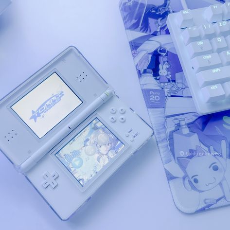 a tiny project of mine 🌐⋆｡°✩🌀 made a theme for my nds with my logo and rei ٩>ᴗ<)و . . . white setup | cyber core | nintendo ds lite ⤷ #desksetup #cozysetup #gaming #gamingsetup #deskaesthetic #aesthetic #cybercore #setupinspiration #setupinspo #pcsetup #pcgaming #softaesthetic #nintendods #ndslite #nintendodslite #nintendo Nintendo Ds Lite Aesthetic, Ds Lite Aesthetic, Game Core Aesthetic, White Setup, Aesthetic Cybercore, Room Moodboard, Nintendo Dsi, Nintendo Ds Lite, Big Board