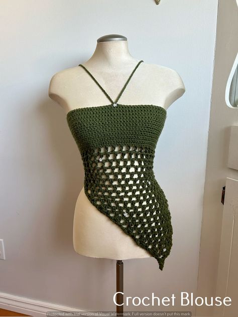 Crochet-crochet patterns crochet pattern Crochet Tops Beach, Green And White Crochet Top, Winter Crochet Tops, Crochet Tops For Summer, Crochet Green Top, Beach Crochet Ideas, Crochet Ideas Tops, Crochet Vacation Outfit, Crochet Concert Outfit