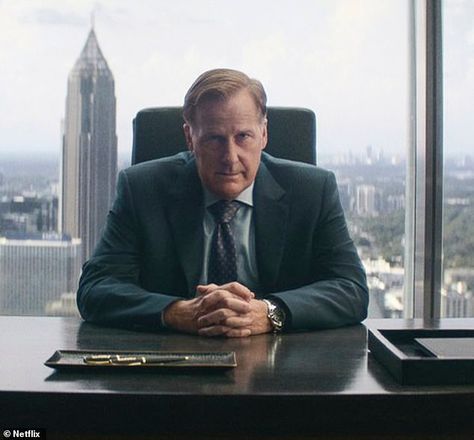 Jeff Daniels stars as real estate mogul desperate for power in new Netflix miniseries A Man In Full alongside Diane Lane and Lucy Liu Check more at https://maholicious.com/jeff-daniels-stars-as-real-estate-mogul-desperate-for-power-in-new-netflix-miniseries-a-man-in-full-alongside-diane-lane-and-lucy-liu/ Jeff Daniels, Lucy Liu, Diane Lane, Fall From Grace, New Netflix, Character Portraits, A Man, Real Estate, Stars