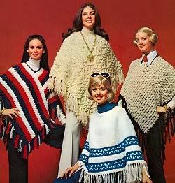 ponchos. Bulky Sweater, Poncho Au Crochet, Wonder Years, Vintage Memory, 1970s Fashion, Crochet Knitting, Mode Vintage, 70s Fashion, Good Old