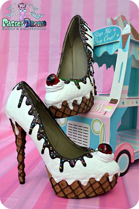 High Heel Cakes, Ice Cream Cupcake, Custom Heels, Ice Cream Cupcakes, Demonia Shoes, Goth Fairy, Kawaii Shoes, Funky Shoes, Shoe Art