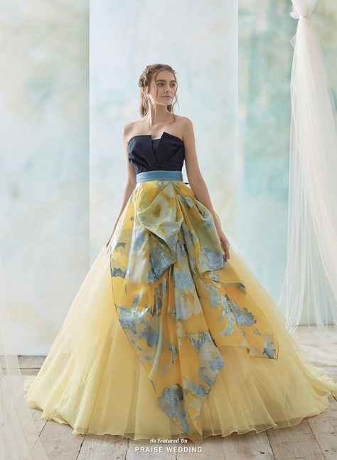 Red And Yellow Wedding, Yellow Prom Dress, Blue And Yellow Dress, Yellow Wedding Dress, Yellow Prom, Wedding Yellow, Hardy Amies, Yellow Style, Unique Prom Dresses