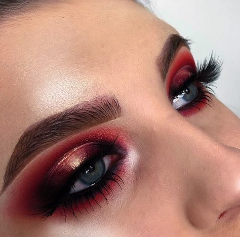 Red eye-shadow look #shimmer #Redshimmer #redandgold #highlight #makeup #brows #eyeshadow #red Red Eyeshadow Looks, Red Eyeshadow Makeup, Red Eyeshadow Look, Makeup Cantik, Make Up Designs, Red Eye Makeup, Drag Make-up, Cute Eyeshadow Looks, Valentines Day Makeup