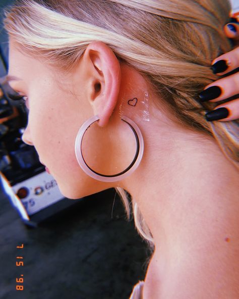 Heart Tattoo Behind Ear, Side Hip Tattoos, Love Heart Tattoo, Red Heart Tattoos, Behind Ear Tattoos, H Tattoo, Floral Tattoo Shoulder, Tiny Heart Tattoos, Private Tattoos