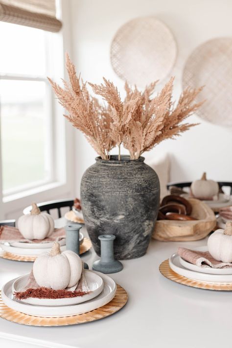 Fall Dining Room Decor, Fall Aesthetic Pictures, Fall Stems, Fall Stem, Neutral Fall Decor, Stone Vase, Dining Room Style, Tablescape Ideas, Dried Florals