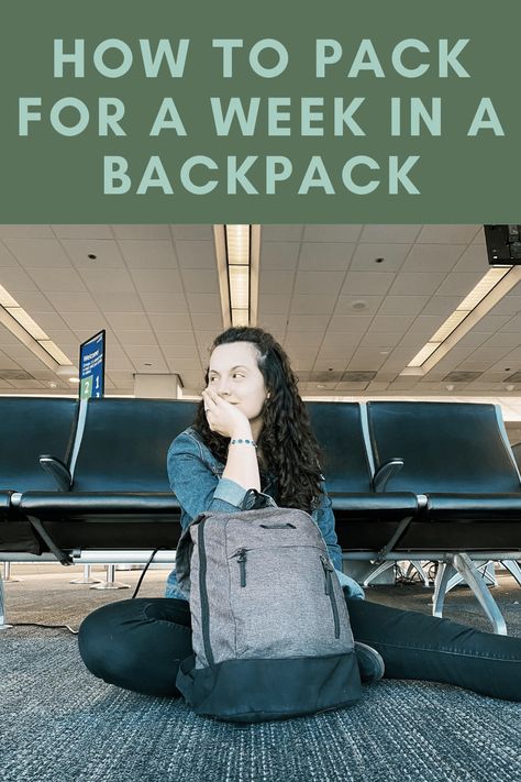 How To Pack Backpack, Weekend Trip Packing List, Minimalist Travel Packing, Travel Backpack Packing, Weekend Trip Packing, Packing For A Weekend Trip, Weekend Packing List, Travel Backpack Essentials, Travel Light Packing