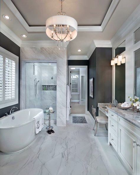 Classical Bathroom, Transitional Bathroom Design, Makeover Kamar Mandi, Luxury Bathroom Master Baths, Large Bathroom, Bad Inspiration, Design Blogs, Bathroom Design Luxury, Dream Bathrooms