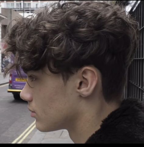 Boys Hairstyles Curly Hair, Wavy Boys Hair Style, Guy Haircuts For Curly Hair, Haircut For Guys With Curly Hair, Boys With Permed Hair, Boys Perms Hair, Perm Guys Hair, Haïr Cut For Curly Hair Boy, Guy Permed Hair