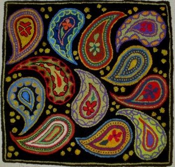 What is a Scrappy Rug? – Martina Lesar Rug Hooking Patterns Primitive, Diy Locker, Rug Hooking Designs, Paisley Rug, Boho Paisley, Primitive Rugs, Latch Hook Rugs, Rug Hooking Patterns, Hand Hooked Rugs