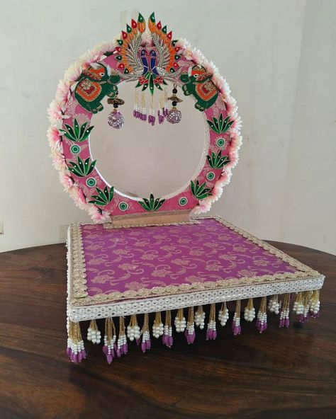 Detachable Singhasan on the base of 15*15 with uplifted stands of 3" surrounded by matching danglers DM us for more details or WhatsApp us on 9867422790 Shiv Parivar, Pooja Decoration, Janmashtami Decoration, Tray Decoration, Cutwork Blouse, Laddu Gopal Dresses, Diy Jewellery Designs, Diy Crafts Love, Flower Decorations Diy