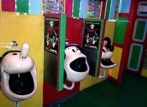 Urinal restroom bathroom open mouth Mickey Mouse aesthetic meme Funny Situations, No Context, Design Fails, Weird Images, Bathroom Humor, More And More, Funny Fails, Reaction Pictures, Funny Jokes