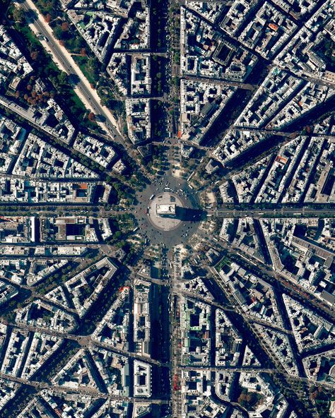 Gallery of Radial City Plan: Nine Examples Around the World Seen From Above - 2 Radial Balance, City Plan, Cultural Artifact, Site Analysis, Satellite Image, Urban Fabric, World Cities, Ancient Times, Urban Design