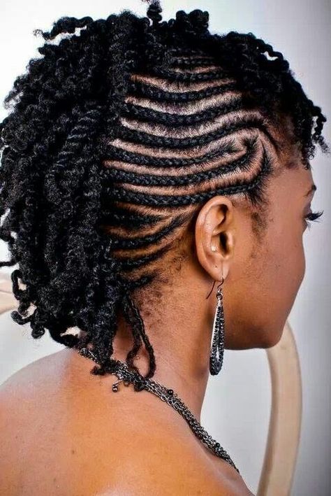 Two Strand Twist Styles That are Super Easy To Do! Braided Mohawk Hairstyles, Flat Twist Hairstyles, Twisted Hair, Natural Braids, Natural Hair Twists, Twist Styles, Mohawk Hairstyles, Hair Twist Styles, 4c Hair