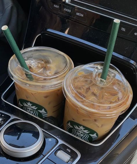 Barbara Kristoffersen on Instagram: “road trip 🚗🥤💓✨” Starbucks Case, Barbara Kristoffersen, Ice Cream Car, Starbucks Caramel, Pins Board, 2023 Aesthetic, Starbucks Lovers, Inspiring Photos, Caramel Latte