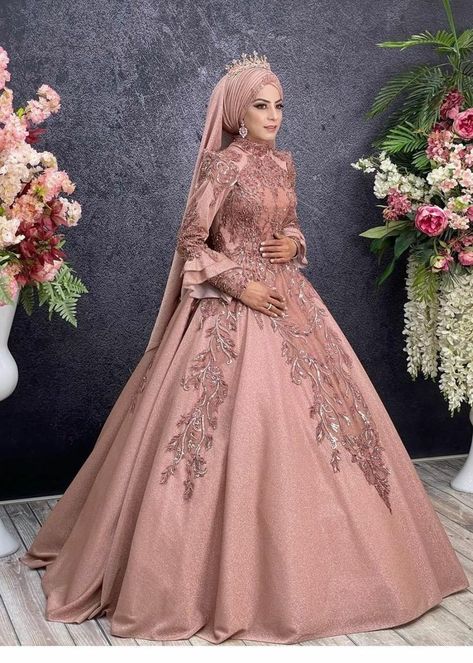 Dresses With Full Sleeves, Muslim Gown, Henna Dress, Arabic Wedding Dresses, Kalamkari Dresses, Muslimah Wedding Dress, Beautiful Bridal Dresses, Long Sleeve Bridal Gown, Turkish Dress