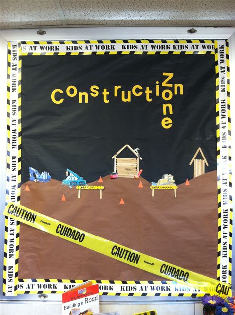 Construction theme board :) Construction Display Board, Construction Classroom Door, 3 Bedroom Modern House Plans, 3 Bedroom Modern House, Construction Activities Preschool, Construction Classroom, Construction Vbs, Construction Theme Classroom, Preschool Building