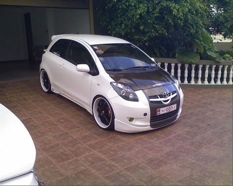 Toyota Yaris Toyota Vitz Rs Modified, Toyota Vitz Modified, Toyota Yaris Modified, Yaris Modifikasi, Mitsubishi Spyder, Vitz Car, Vitz Rs, Pimped Cars, Modded Cars