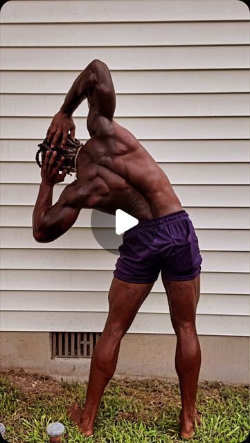 Darryl Campbell on Instagram: "Want to get rid of love handles?" Calisthenics Workouts, Targeted Workouts, Get Rid Of Love Handles, Rid Of Love Handles, Workout Female, Target Workout, Abdominal Workout, Standing Ab Exercises, Exercise Video