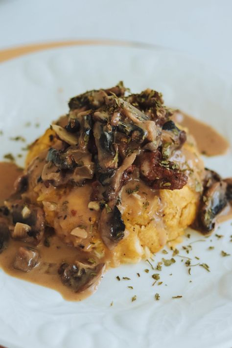 Mofongo with Vegan Steak & Mushroom Sauce Vegetarian Mofongo, Vegan Mofongo, Mushroom Sauce Vegan, Steak Mushroom Sauce, Vegan Spanish Recipes, Mofongo Recipe, Vegetarian Steak, Mashed Plantains, Work Recipes