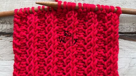 How to knit a One-row stitch for scarves -reversible pattern One Ball Scarf, One Row Scarf Pattern, Free Scarf Patterns Knitting, Reversible Knit Stitches, Reversible Knitting Patterns, Knitting Shrug, Cable Knit Sweater Pattern Free, Easy Blanket Knitting Patterns, Knitted Scarfs