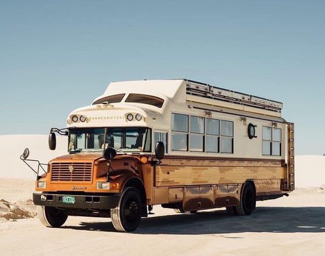 Bus Rv Conversion, U Haul Truck, Bus Motorhome, School Bus Camper, Converted Bus, Tiny House Blog, Greyhound Bus, Bus Living, School Bus Conversion