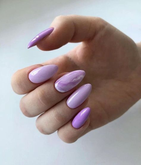 Palm Nails, Latest Nail Trends, Lavender Nails, Pretty Gel Nails, Oval Nails, Girls Nails, Elegant Nails, Accent Nails, Cute Nail Designs